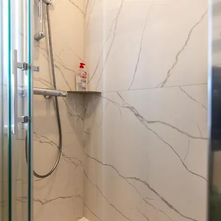 Apartment At In Clermont, Place De Jaude *