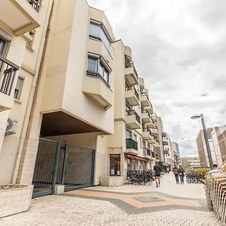 At In Clermont, Place De Jaude Apartment *