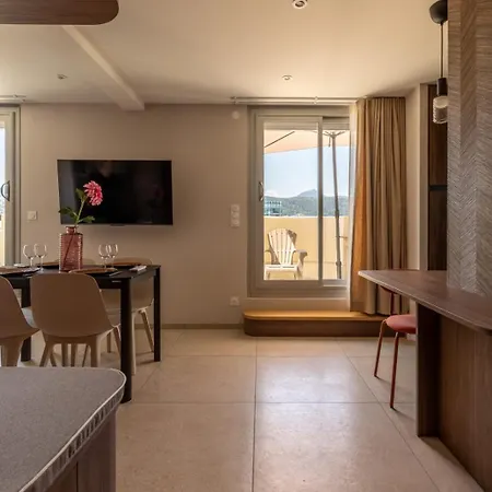 At In Clermont, Place De Jaude דירה