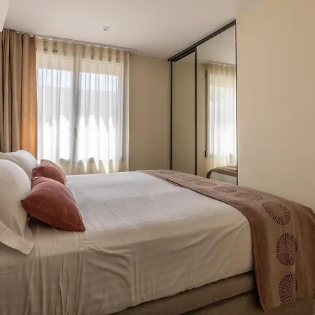 At In Clermont, Place De Jaude Apartment