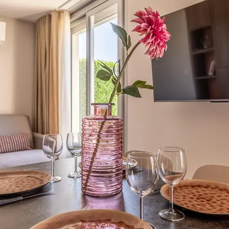 Apartment At In Clermont, Place De Jaude