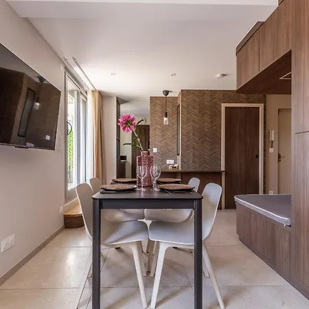 Appartement At In Clermont, Place De Jaude Clermont-Ferrand