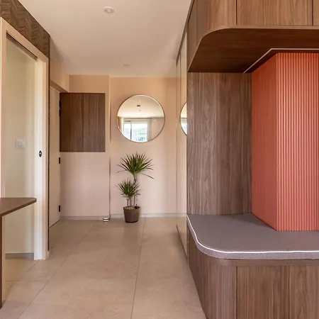 Apartment At In Clermont, Place De Jaude