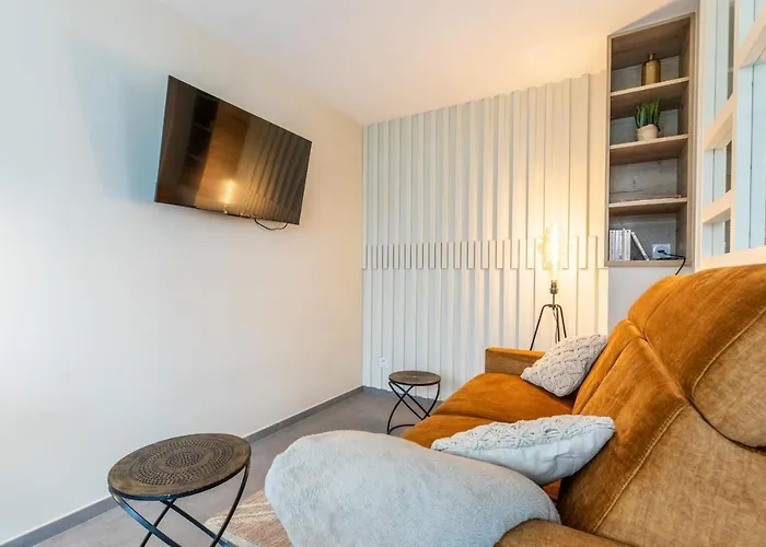 Апартаменты At In Clermont, Place De Jaude