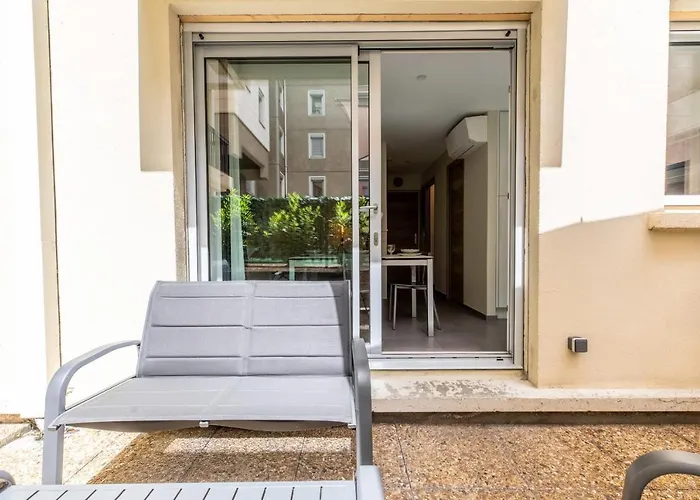 Апартаменты At In Clermont, Place De Jaude