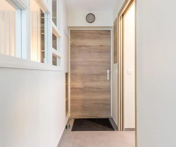 At In Clermont, Place De Jaude *