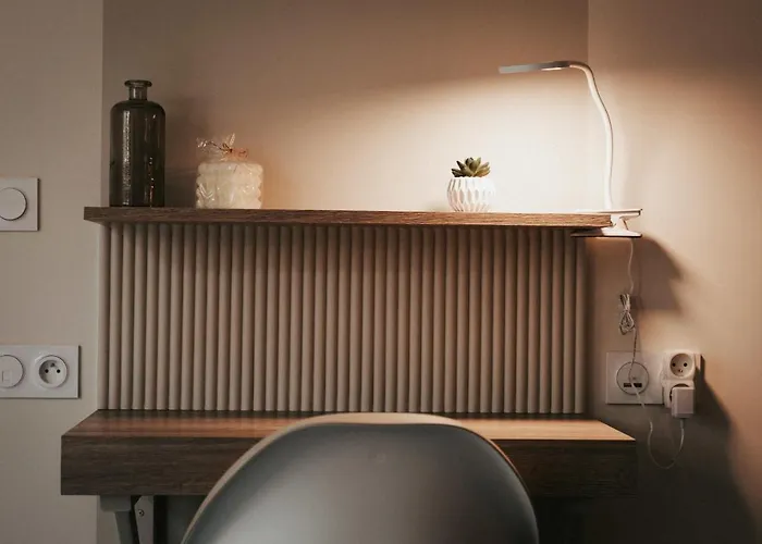 At In Clermont, Place De Jaude Апартаменты Клермон-Ферран