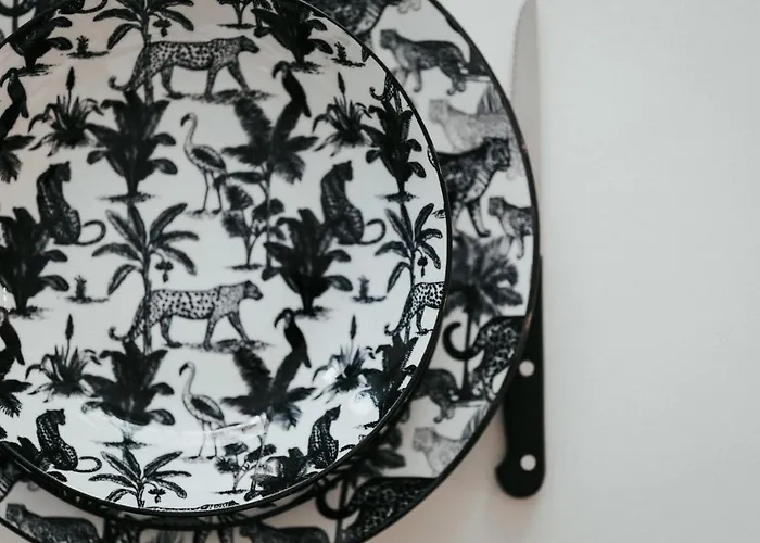 At In Clermont, Place De Jaude * Клермон-Ферран