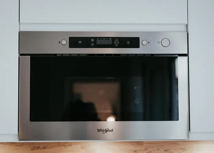 At In Clermont, Place De Jaude Клермон-Ферран