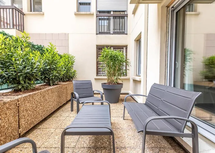 Апартаменты At In Clermont, Place De Jaude