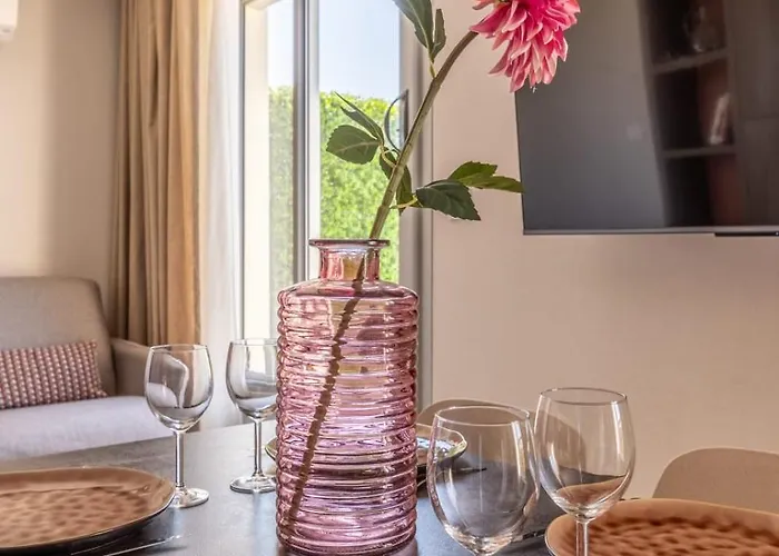 Апартаменты At In Clermont, Place De Jaude